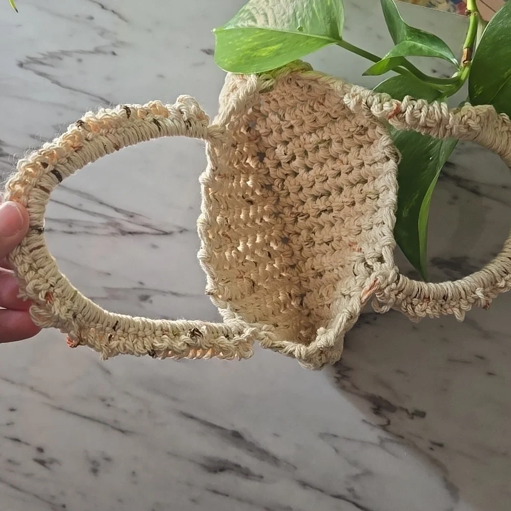 Handmade Knit Mini Purse - Picture 5 of 12